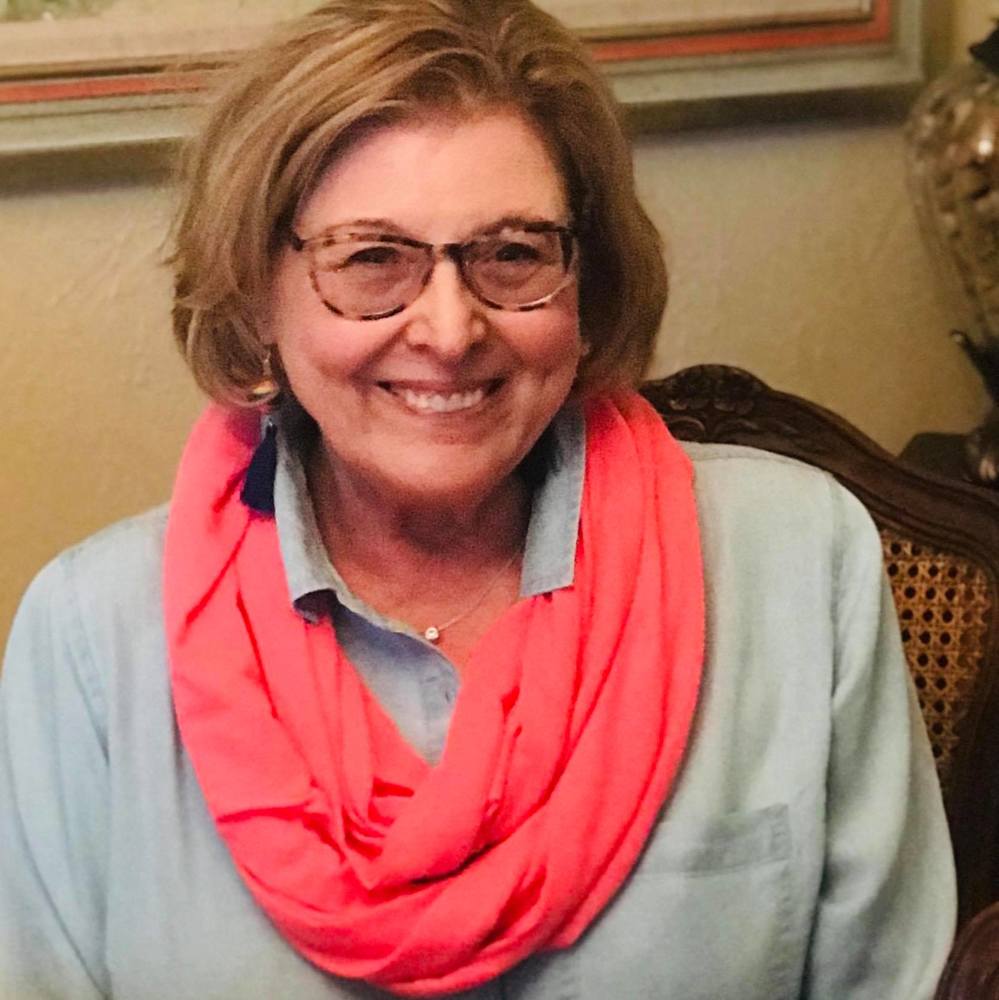 Meet your Posher, Suzanne